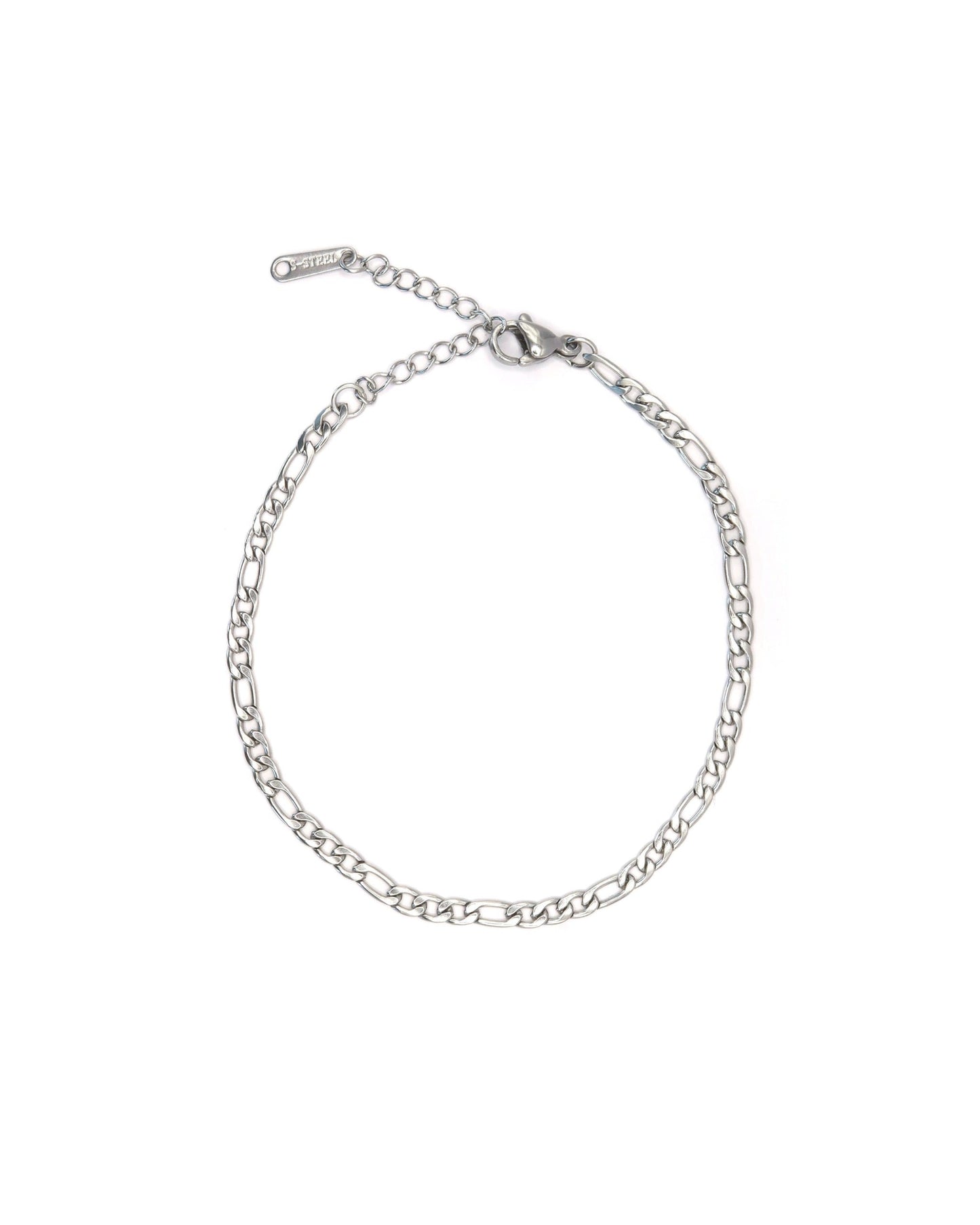 the boyfriend bracelet gold