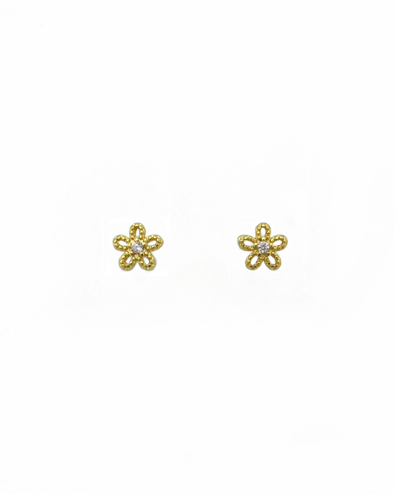flower studs gold